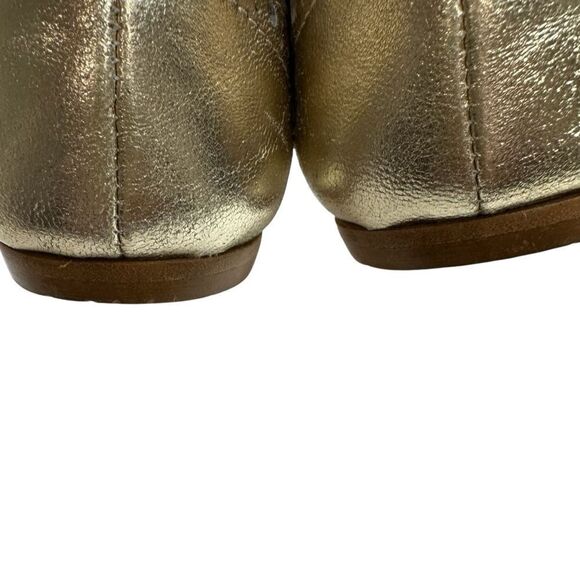 Ballerina‎ Gold Tone Metallic Leather Wingtip Loafer Flats, 7 - Picture 8 of 11